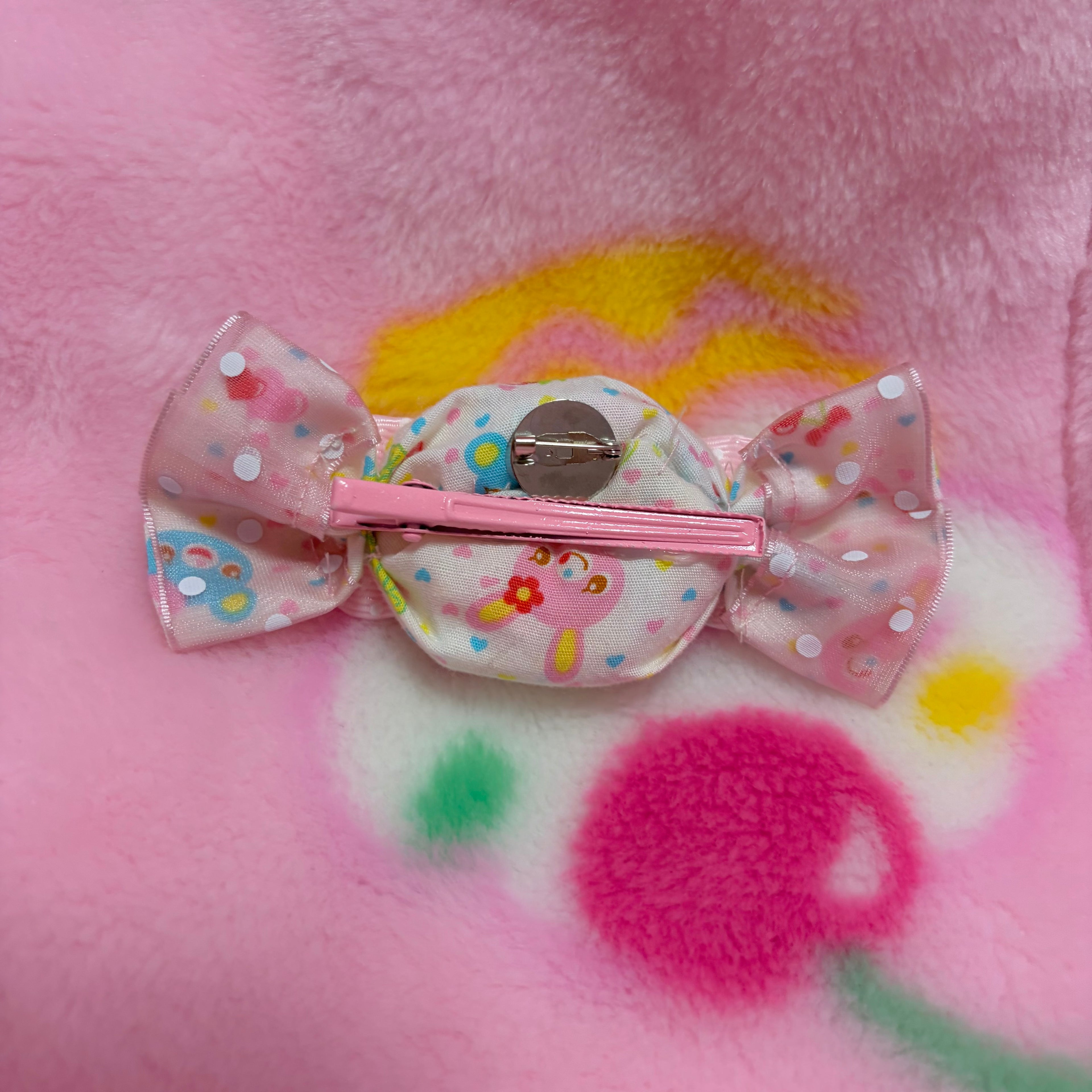mezzo piano fabric candy hairclip/brooch