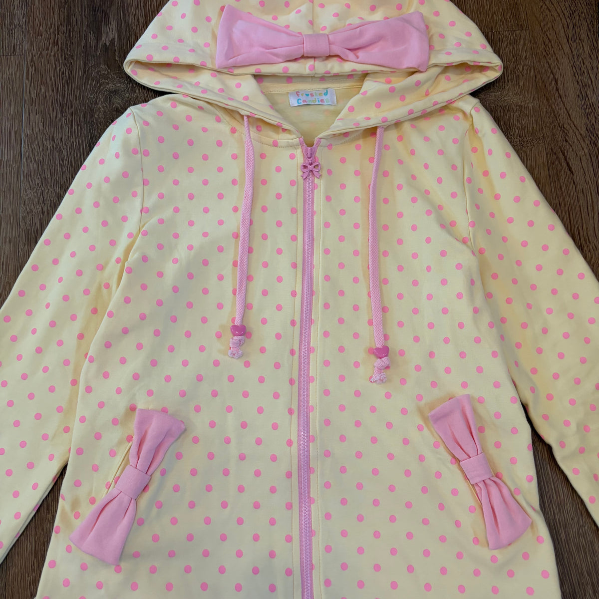 (PRE-ORDER) ribbon dot hoodie (read description)