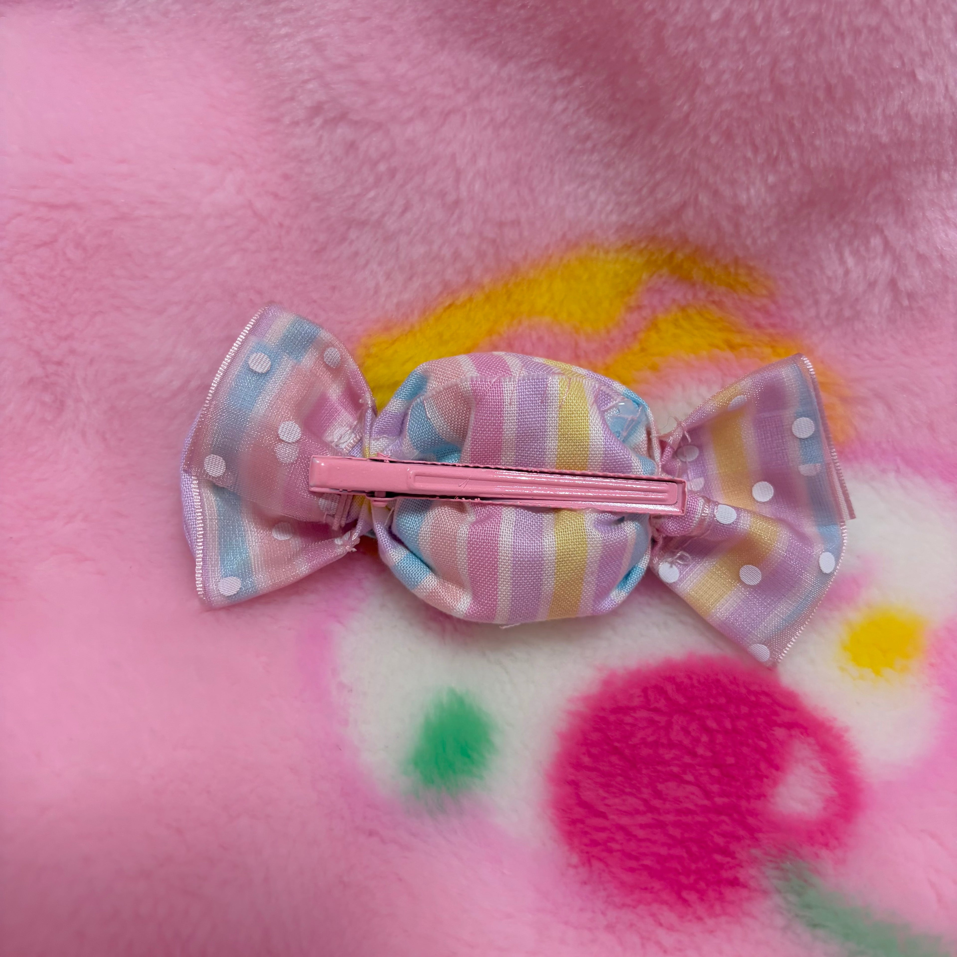 stripe candy hairclip